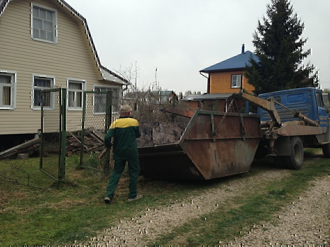 Вывоз мусора и отходов с дачи и участка СНТ в Сочи в октябре